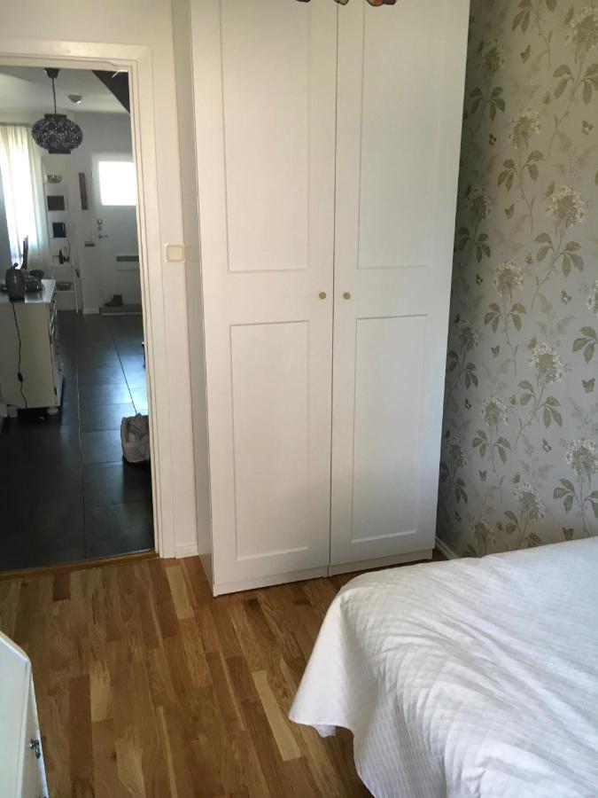 Farsta Bed And Breakfast Στοκχόλμη Εξωτερικό φωτογραφία
